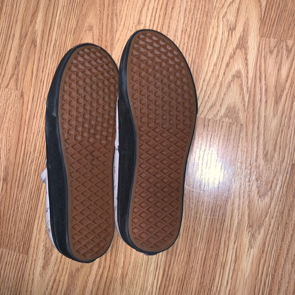 Vans - Picture 2 of 2